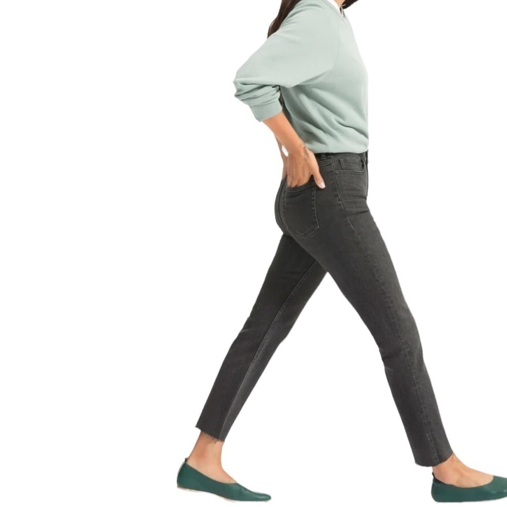 EVERLANE High Rise Kick Crop - Picture 2 of 12
